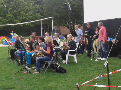 Open Air Kino Panoramabad_Big Band Orchester Niederrhein bringt in Stimmung