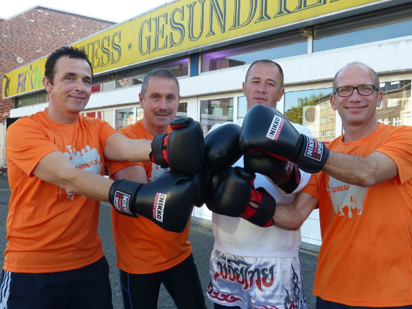 Kickbox-Projekt KaLi bei "Bewegen hilft"